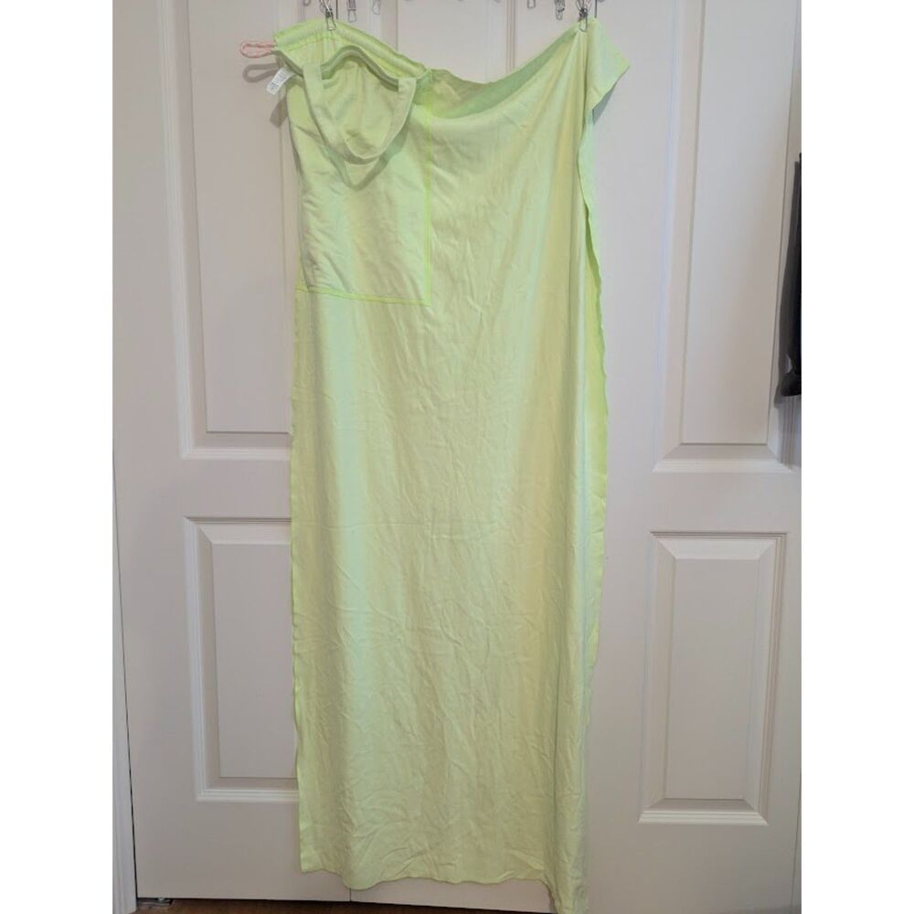 Ivivva by Lululemon Totetastic Towel in Bag yellow Girls
